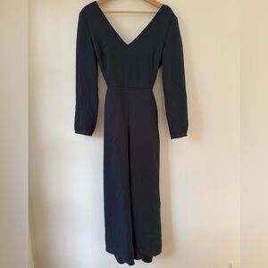 Aritzia Wilfred size 4 navy women’s jumpsuit EUC